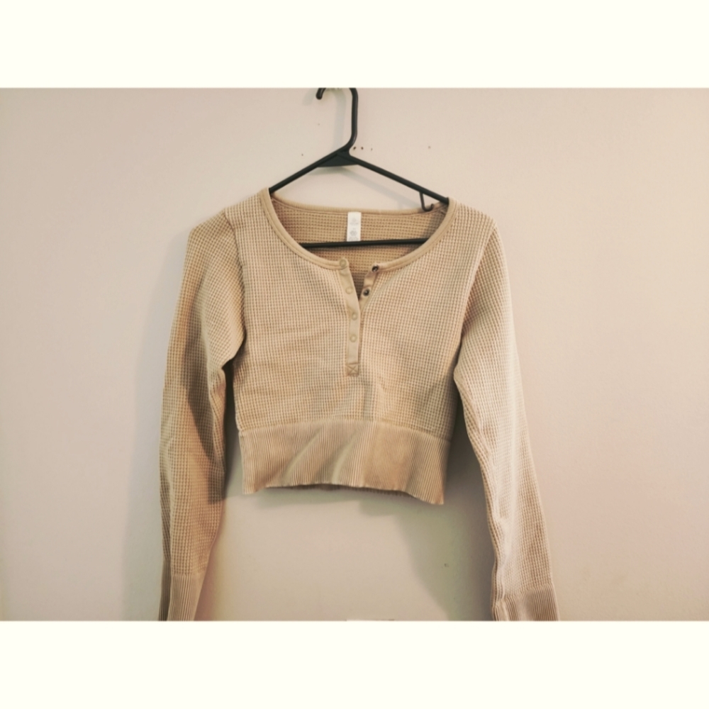 Offline croptop aerie